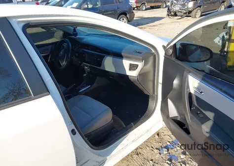 2016 Toyota Corolla Le z USA, uszkodzony, nr VIN 2T1BURHE0GC694223